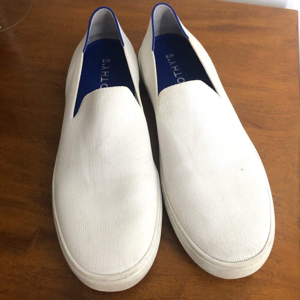White Rothy’s sneaker